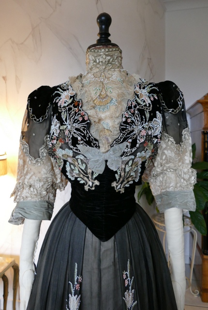 5 antique Gustave Beer gown 1906
