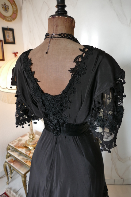 23 antique Drecoll dress 1906