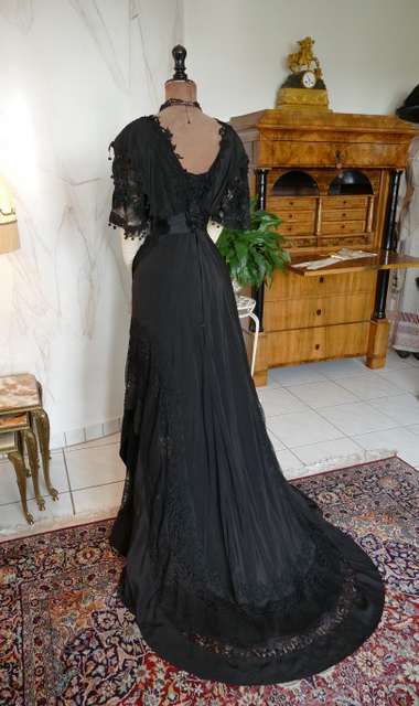 26 antique Drecoll dress 1906