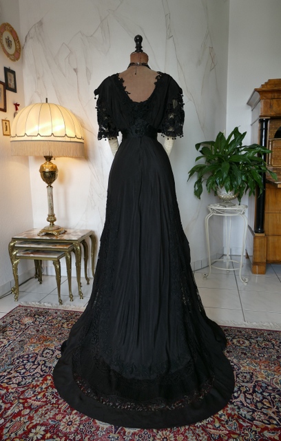 27 antique Drecoll dress 1906