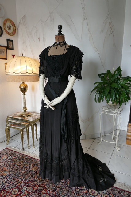 2 antique Drecoll dress 1906