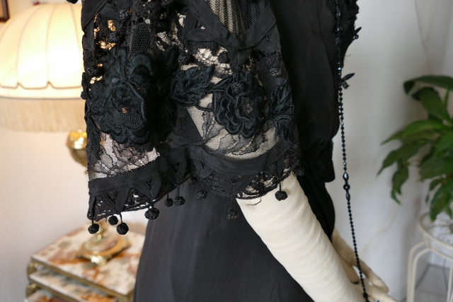 32 antique Drecoll dress 1906
