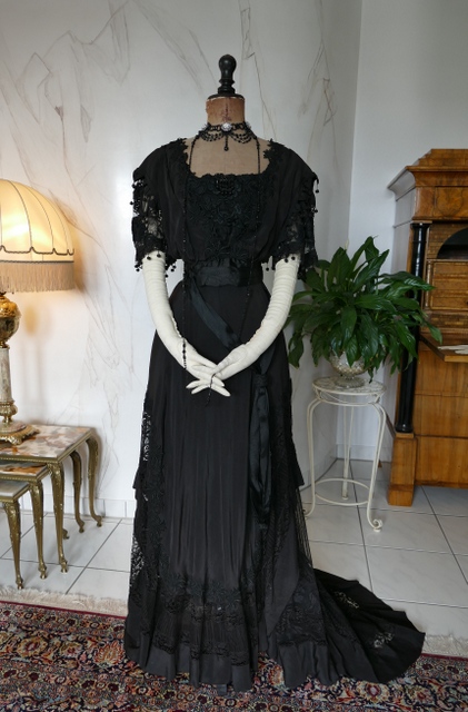 antique Drecoll dress 1906