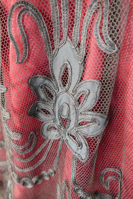 33 antique dinner dress Silkehuset 1906