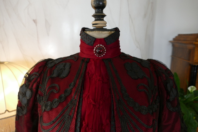 6 antique dinner dress Silkehuset 1906