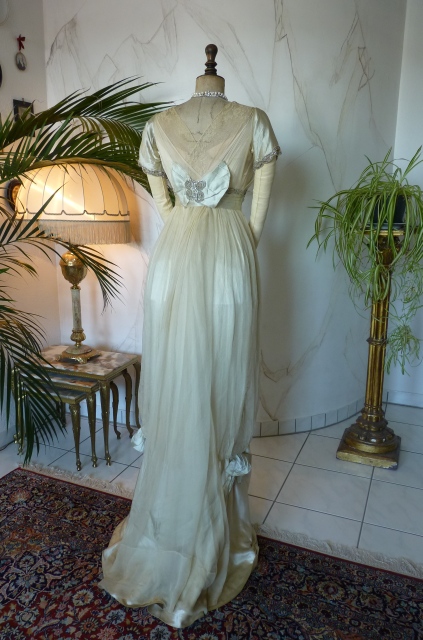 23 antique WORTH Evening Gown 1906