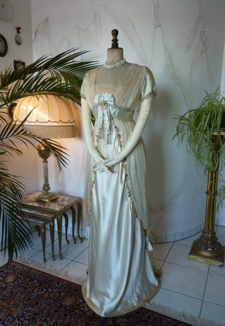 2 antique WORTH Evening Gown 1906
