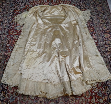 48 antique hermine lace coat 1901