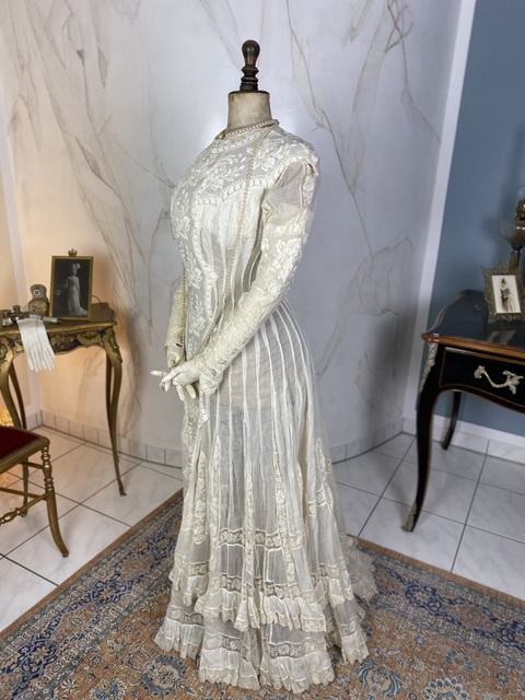 11 antique lingerie dress 1908