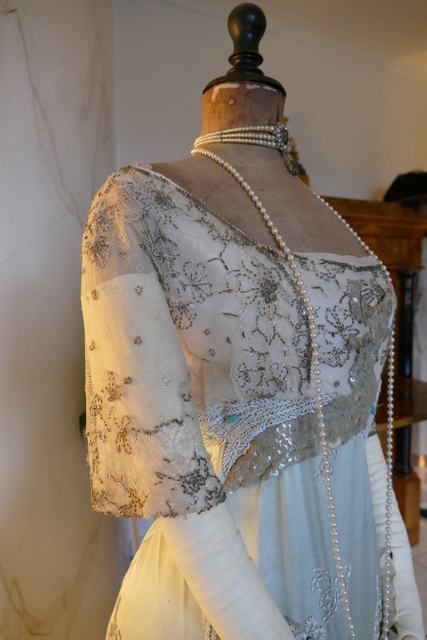 14 antique evening dress Lafferiere 1908
