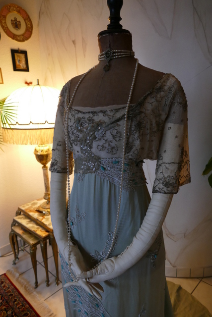 18 antique evening dress Lafferiere 1908