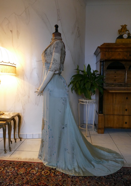 35 antique evening dress Lafferiere 1908