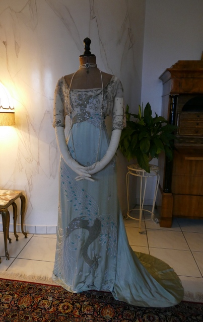 38 antique evening dress Lafferiere 1908
