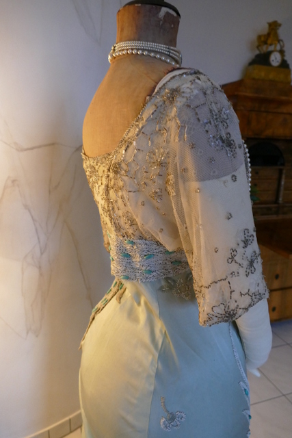 51 antique evening dress Lafferiere 1908