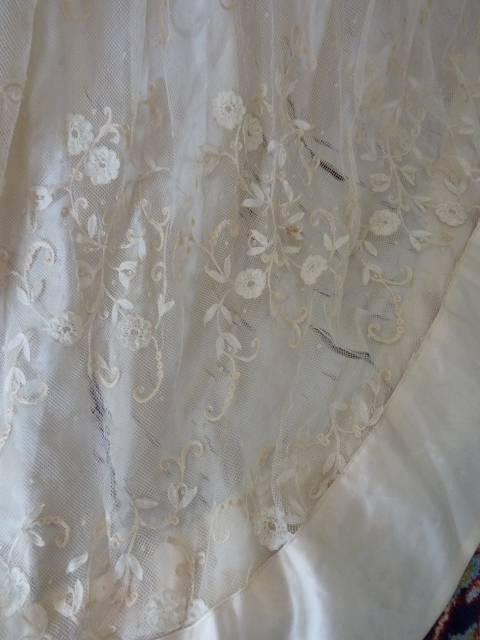 104 antikes Hochzeitskleid 1908