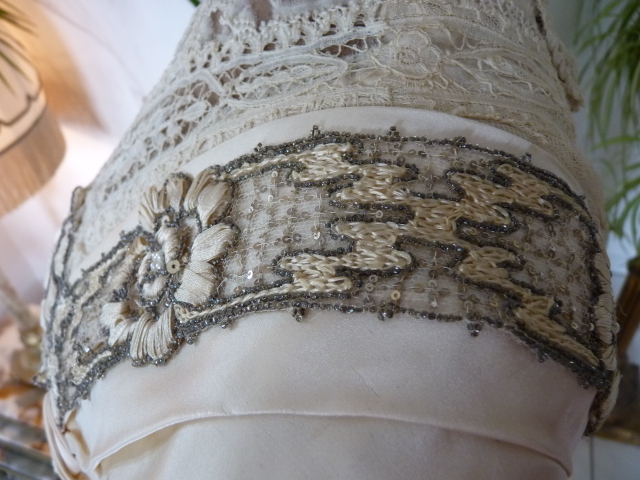 25 antikes Hochzeitskleid 1908