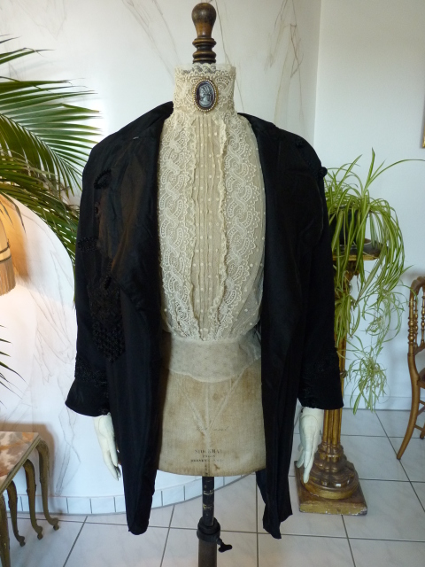 90 antique Worth jacket 1908