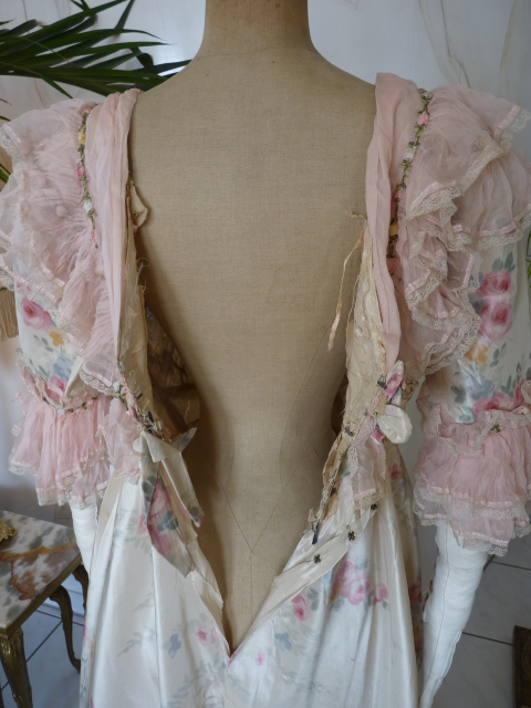 100 antique dress 1909