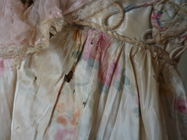 111 antique dress 1909