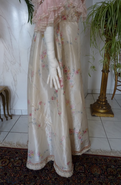 31 antique dress 1909