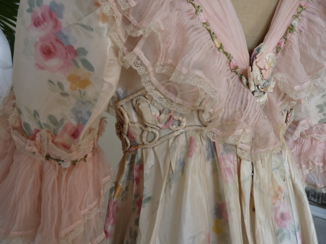 36 antique dress 1909