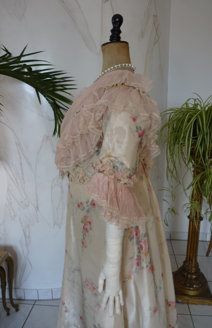41 antique dress 1909