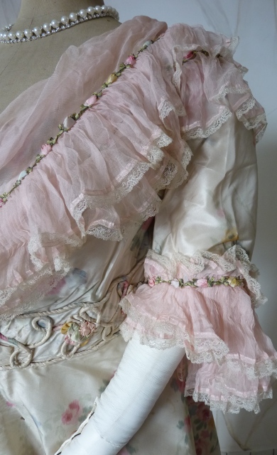 6 antique dress 1909