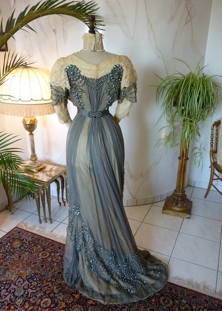 34 antikes kleid 1908