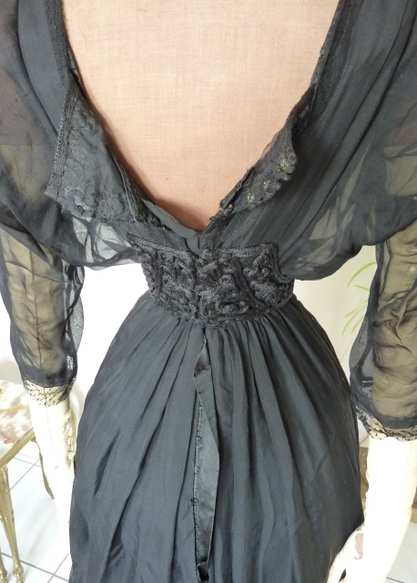 100 antique evening gown 1909