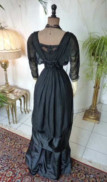 29 antikes Abendkleid 1909