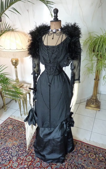 2 antique evening gown 1909