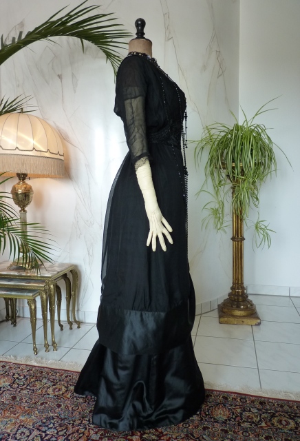 32 antikes Abendkleid 1909