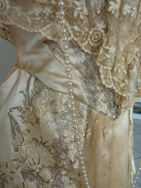 13 antique evening gown Worth 1910