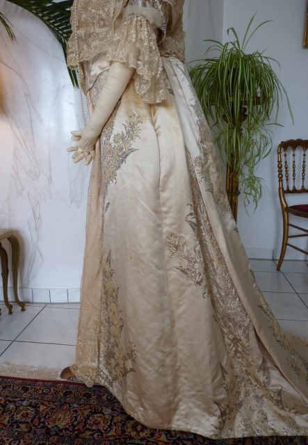 27 antikes Abendkleid Worth 1910
