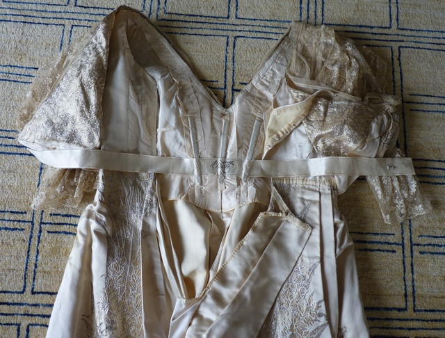 58 antikes Abendkleid Worth 1910