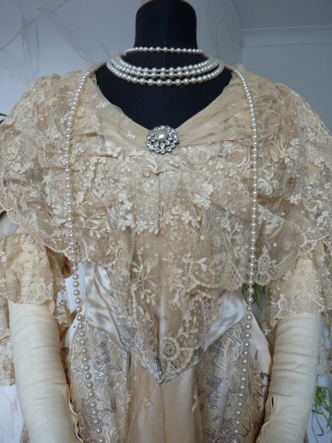 5 antique evening gown Worth 1910