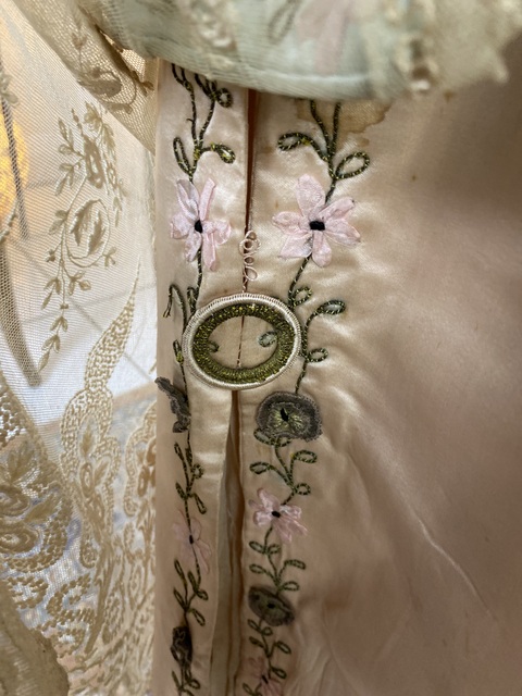 7 antique reception gown.1912