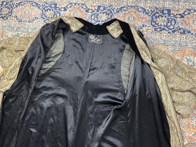 23 antique evening coat 1912