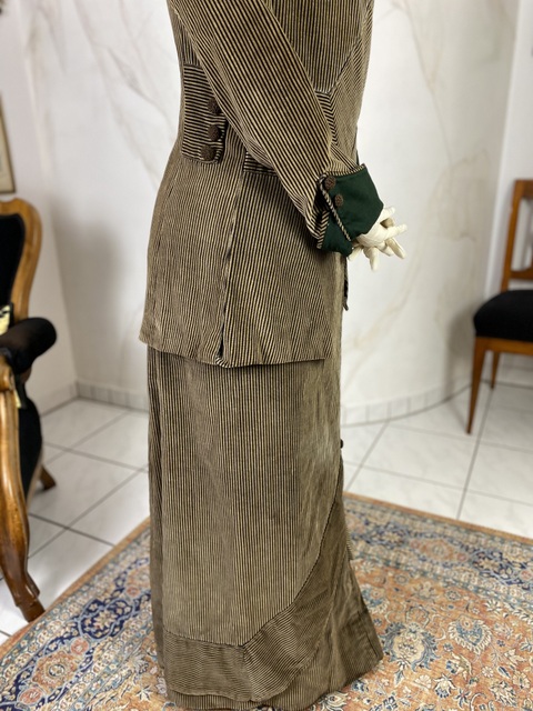 20 antique walking dress 1912