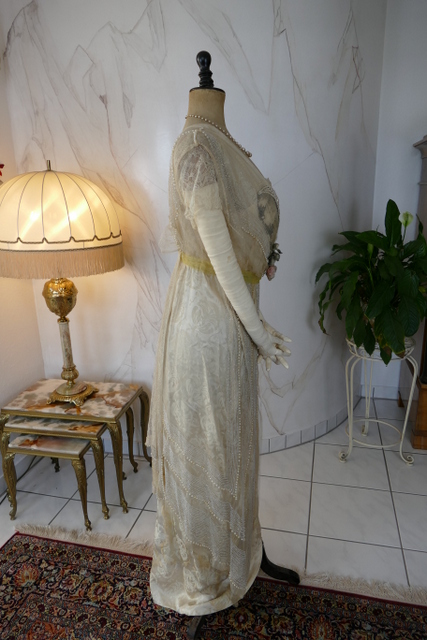 31 antique evening dress Altmann 2012