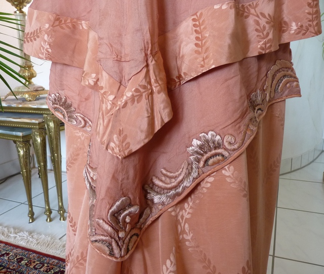 35 antique dress 1912