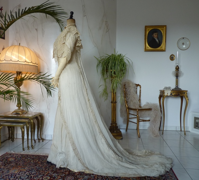 40 antikes Hochzeitskleid 1912