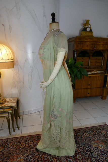 21 antique Jeanne Halle dress 1912