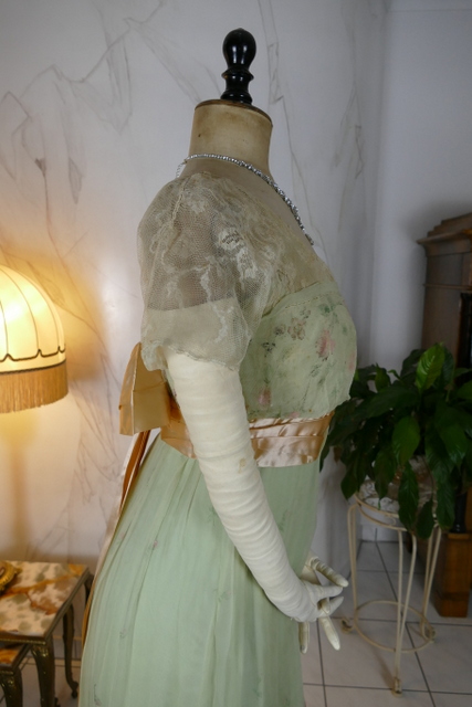 39 antique Jeanne Halle dress 1912