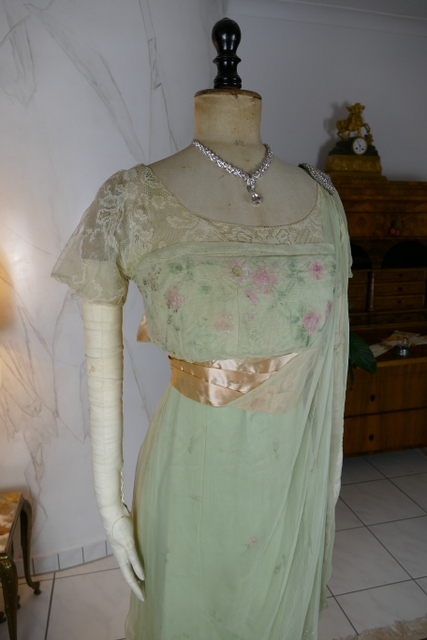8 antique Jeanne Halle dress 1912