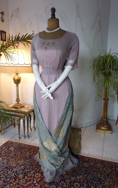 2 antique dress 1912