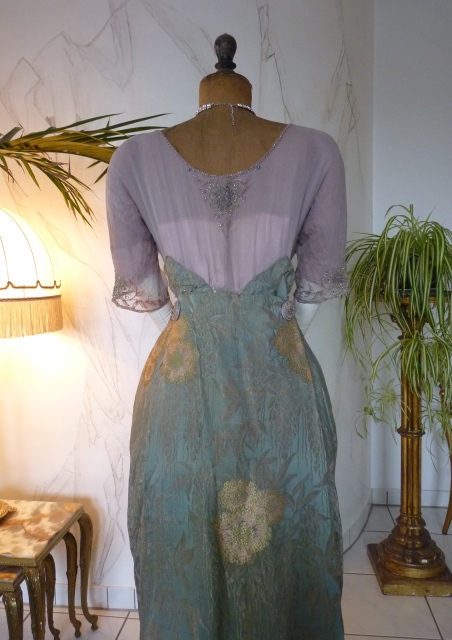 33 antique ball gown 1912