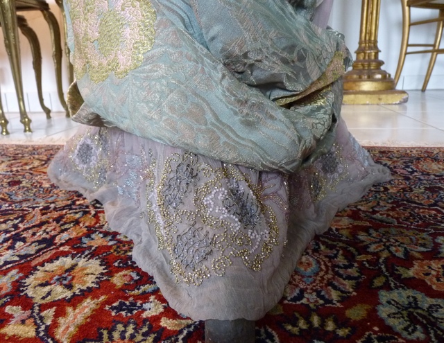9 antique dress 1912
