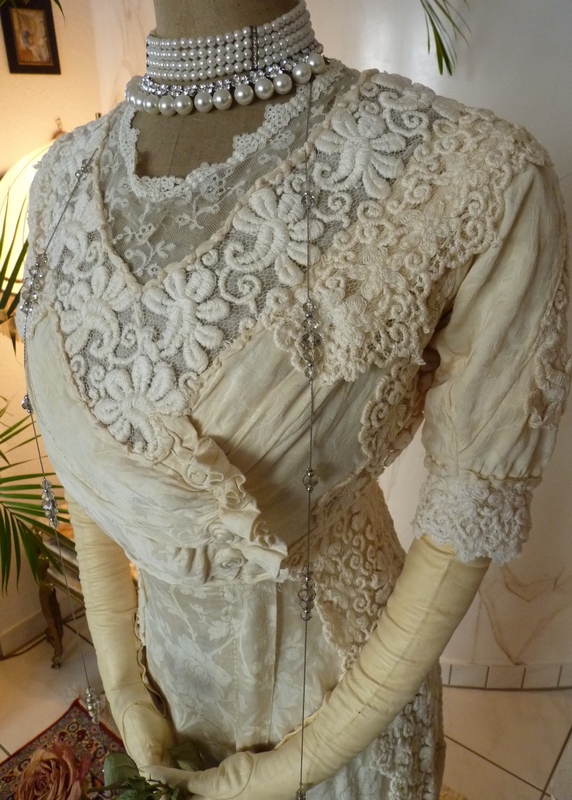 13a antique wedding dress
