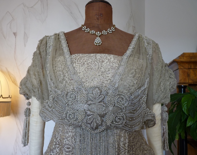 4a antique Maurice Mayer gown 1913